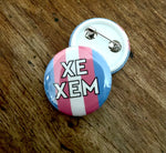 Xe/Xem Trans Flag Button 1"